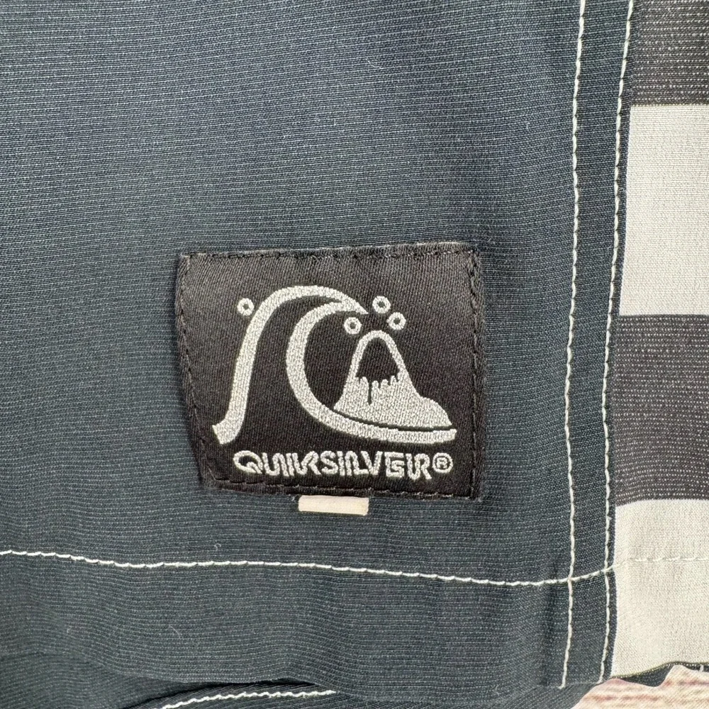 Vintage Y2K Quiksilver Boardshorts Kids Small Black Checkerboard Swim Trunks